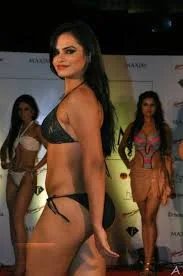 Zoya newly married escort Jodhpur